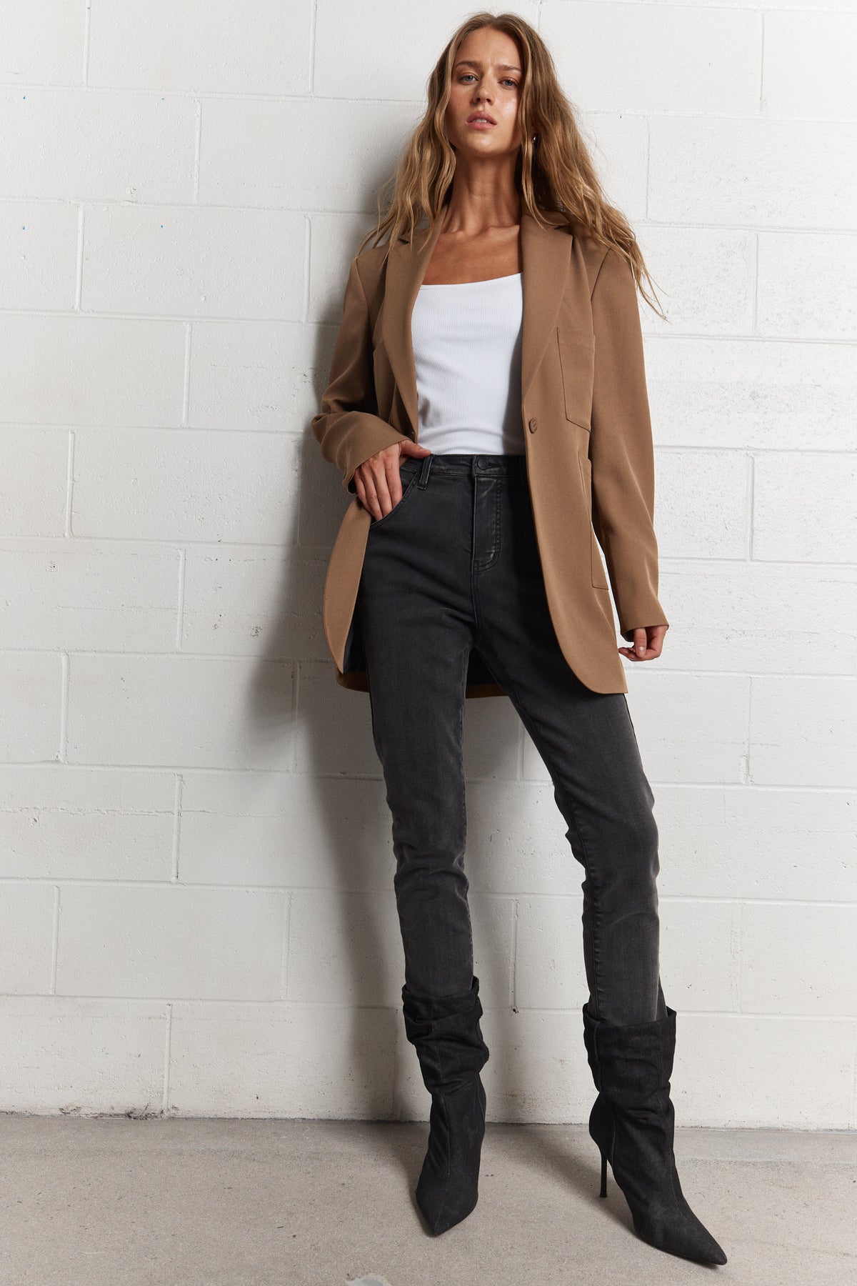 Philippine | Washed black jeans