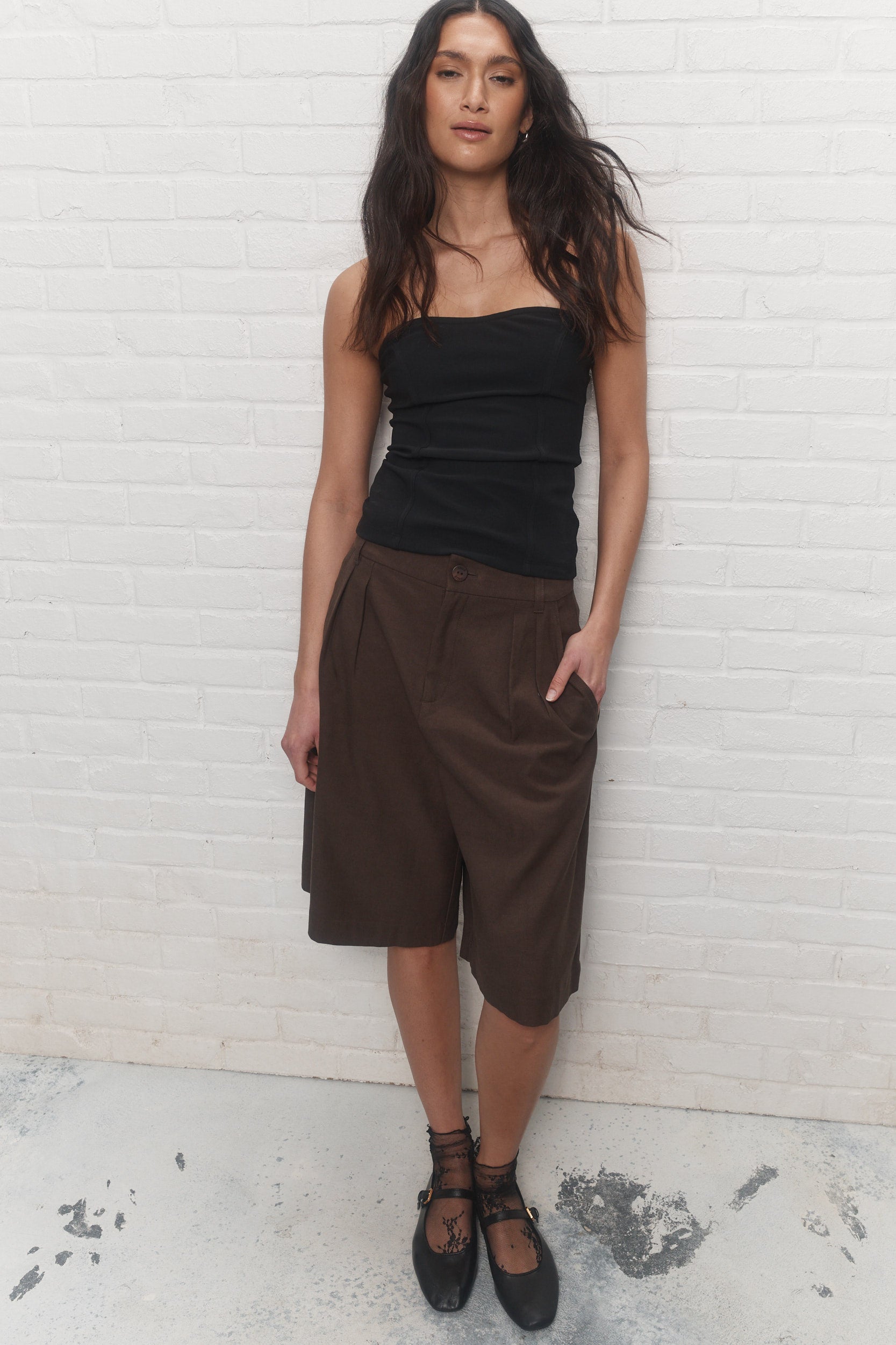 Marlow | Short brun foncé