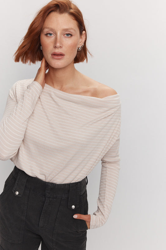 Taupe draped neckline sweater | Zenda