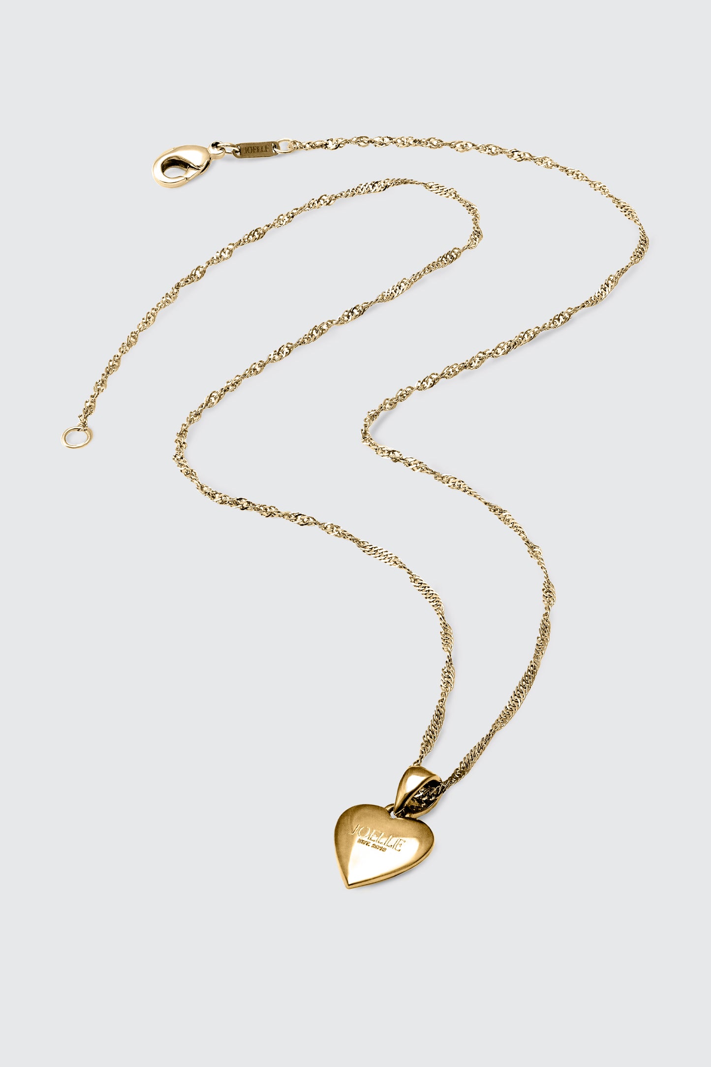 Gold necklace with heart pendant | Ridge