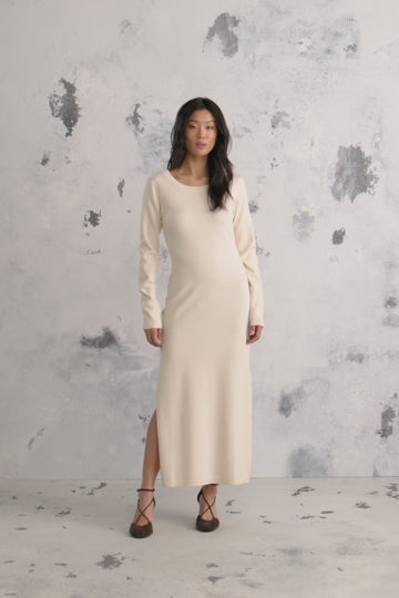 Opaline Robe crème en tricot JOELLE Collection