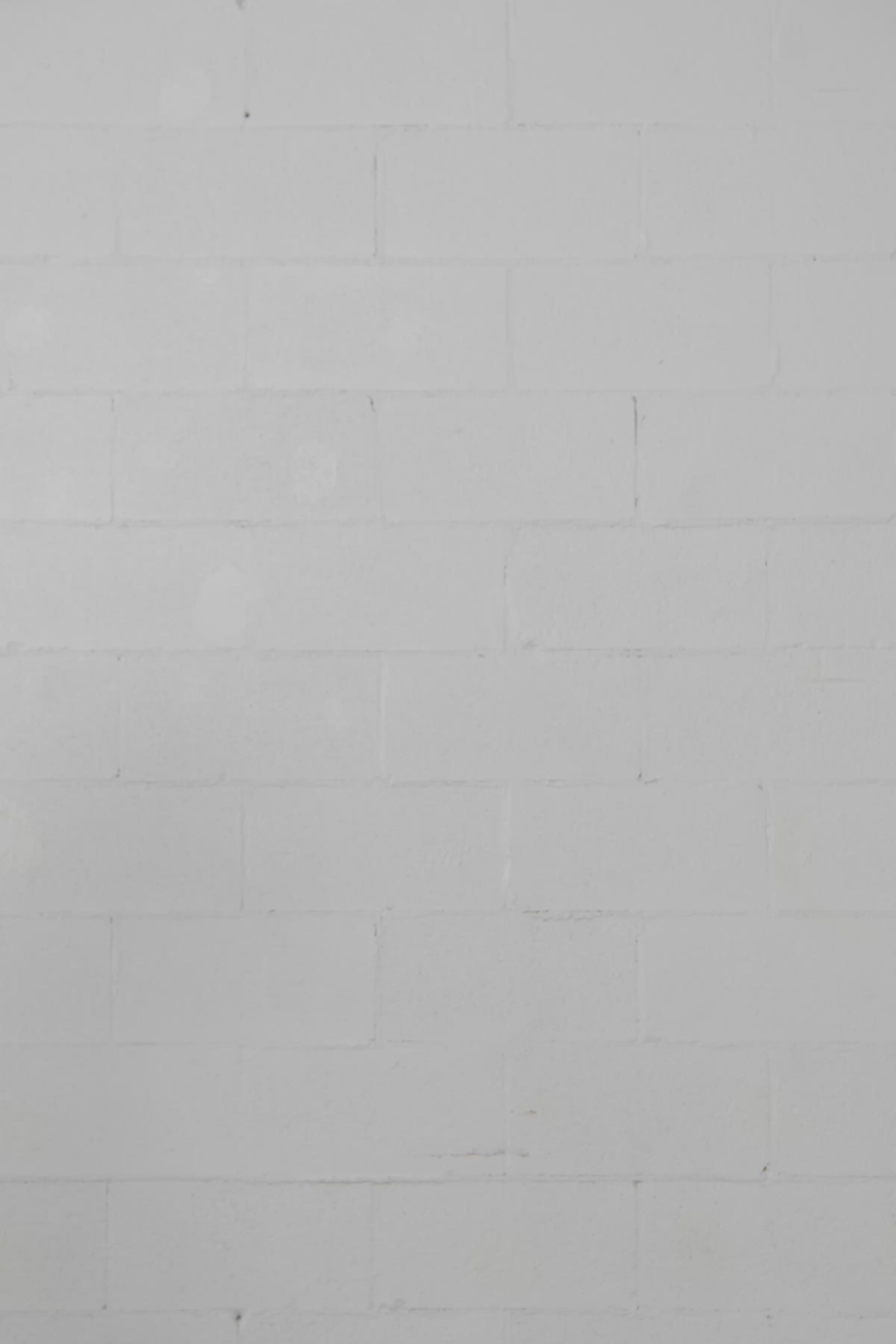 Slater | Oversized white T-shirt with rolled sleeves