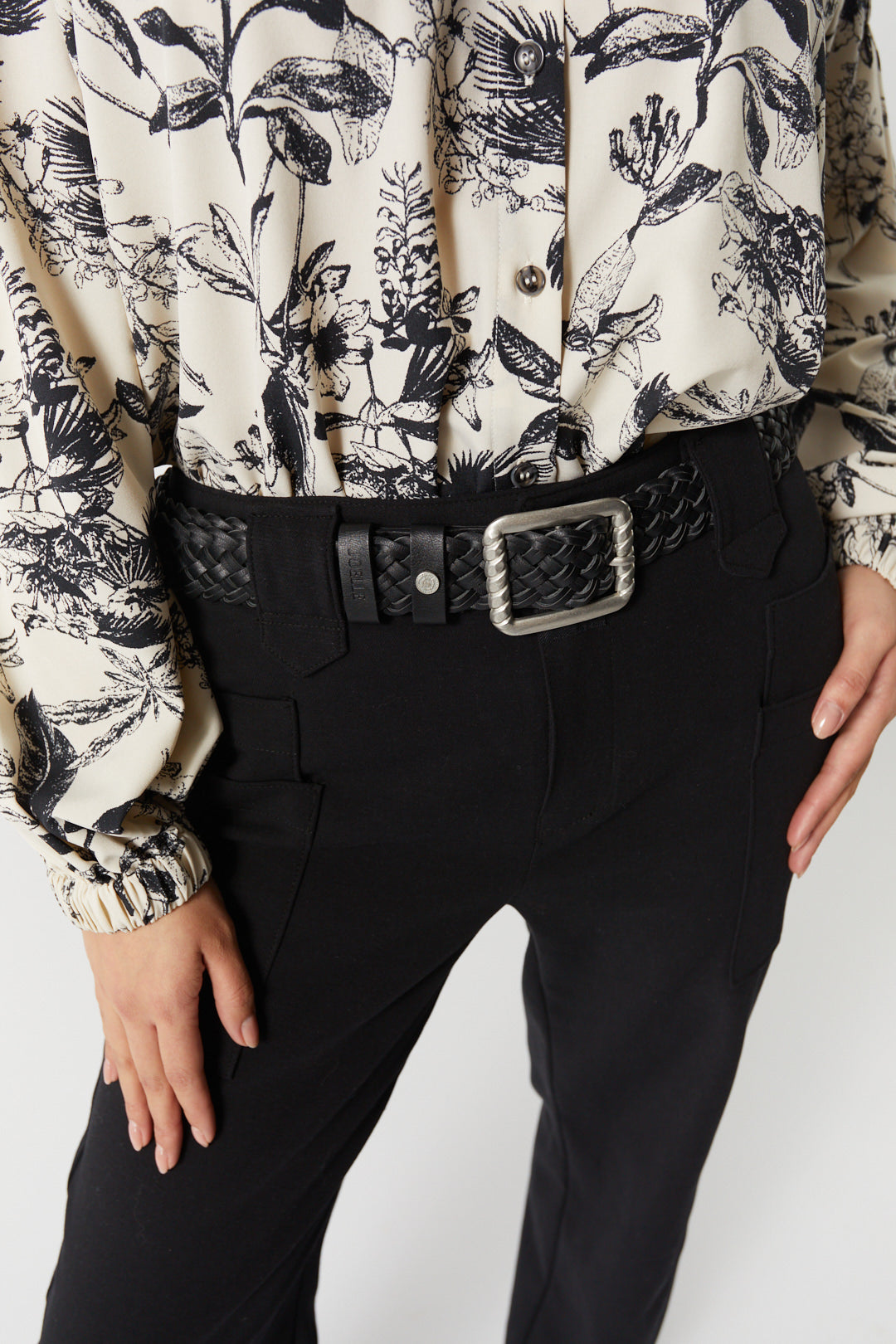 Black braided belt with silver buckle | Mehdi